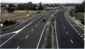 Autocesta s fizički odvojenim kolničkim trakama
