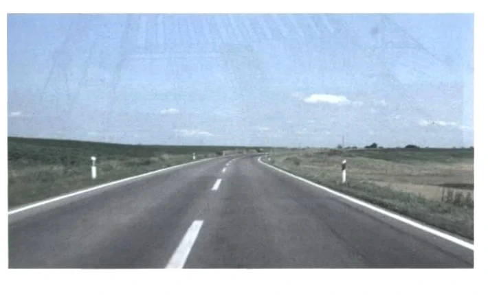 Cesta s više prometnih traka